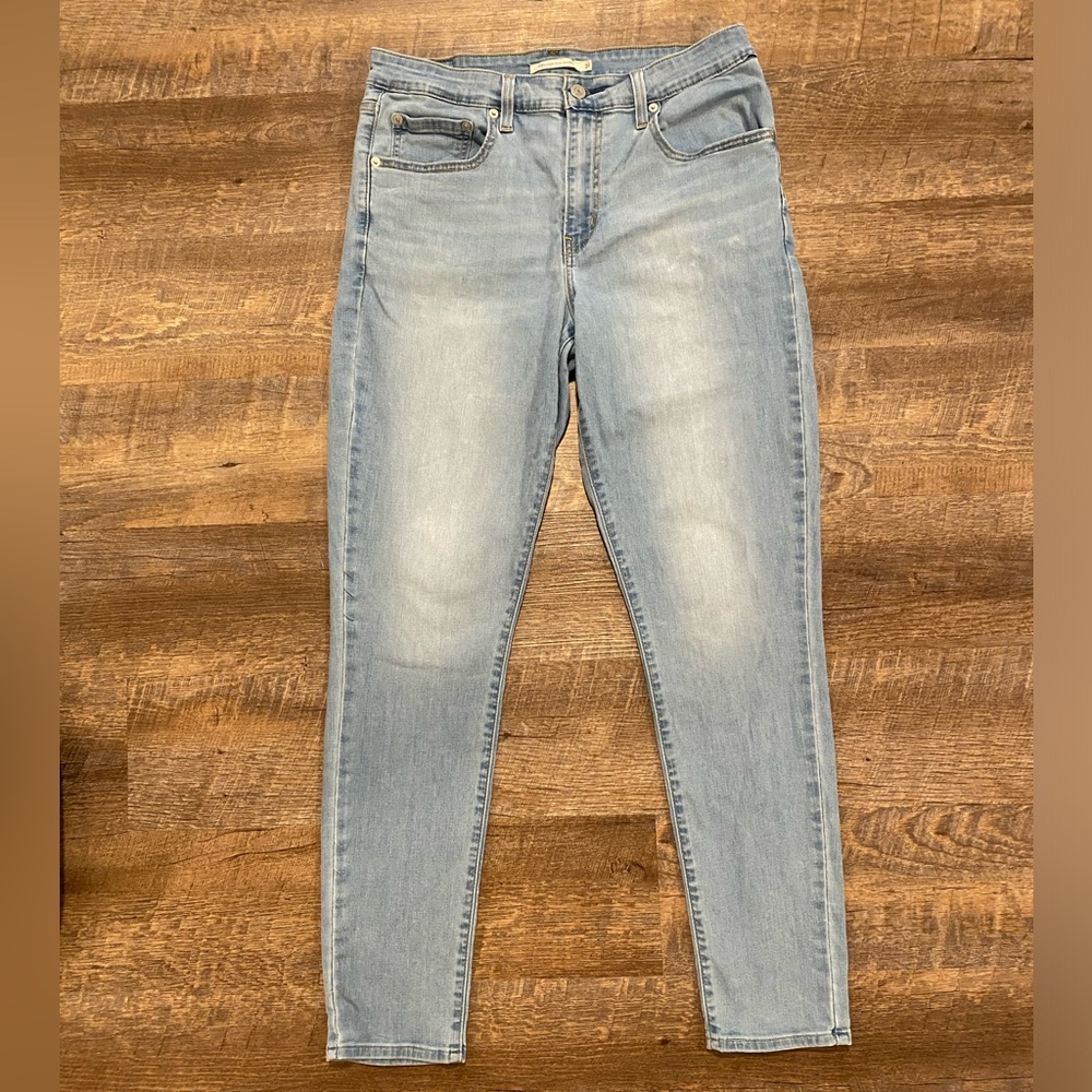 Levi’s 721 High Rise Skinny Jeans 31x30